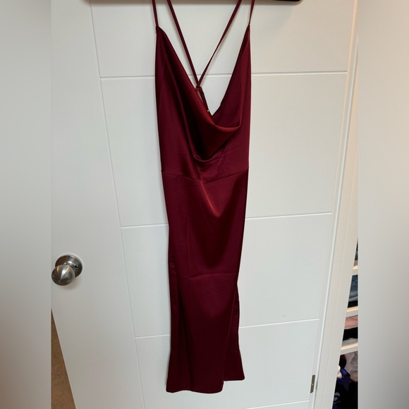 Oh Polly Satin Dress - Picture 2 of 5